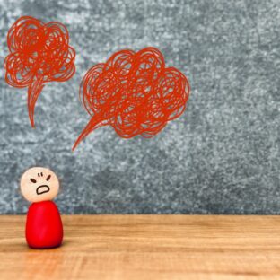 大規模オンラインサロンの闇…