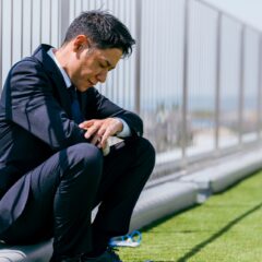 「どうしたらお客様は買ってくれるかな？」だからあなたは三流作家なんです